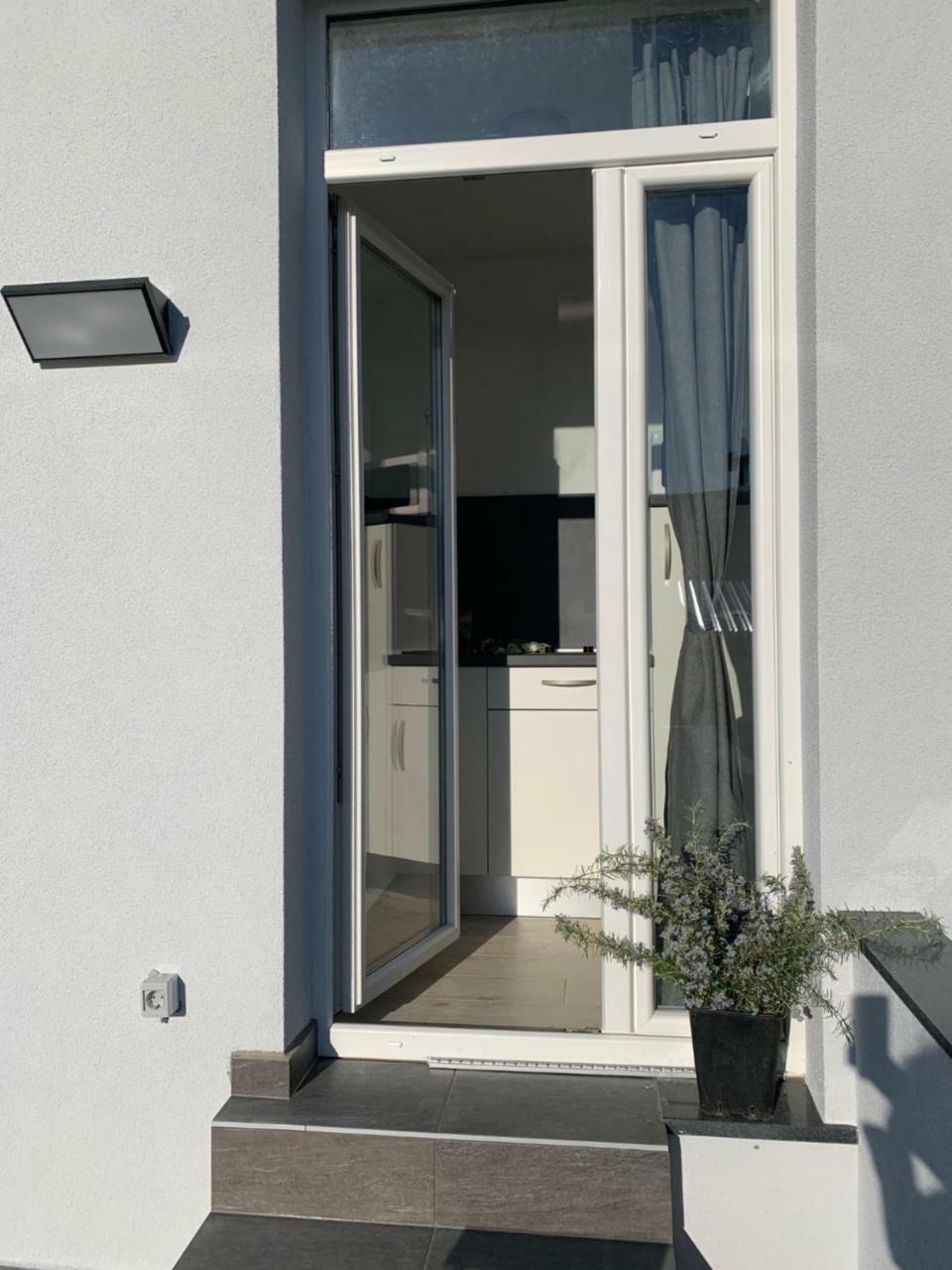 Modern Apartments Day Шибеник Екстер'єр фото