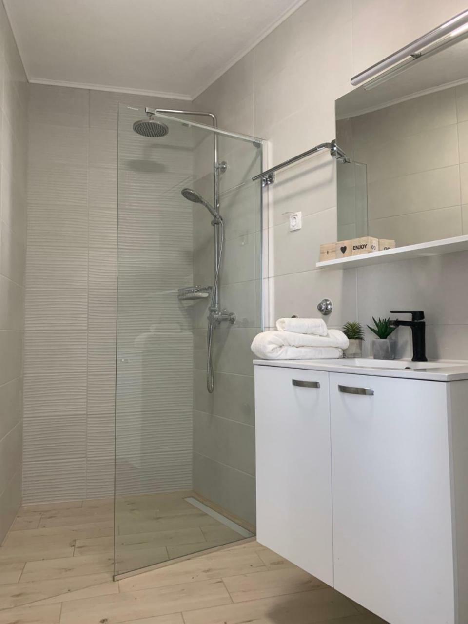 Modern Apartments Day Шибеник Екстер'єр фото