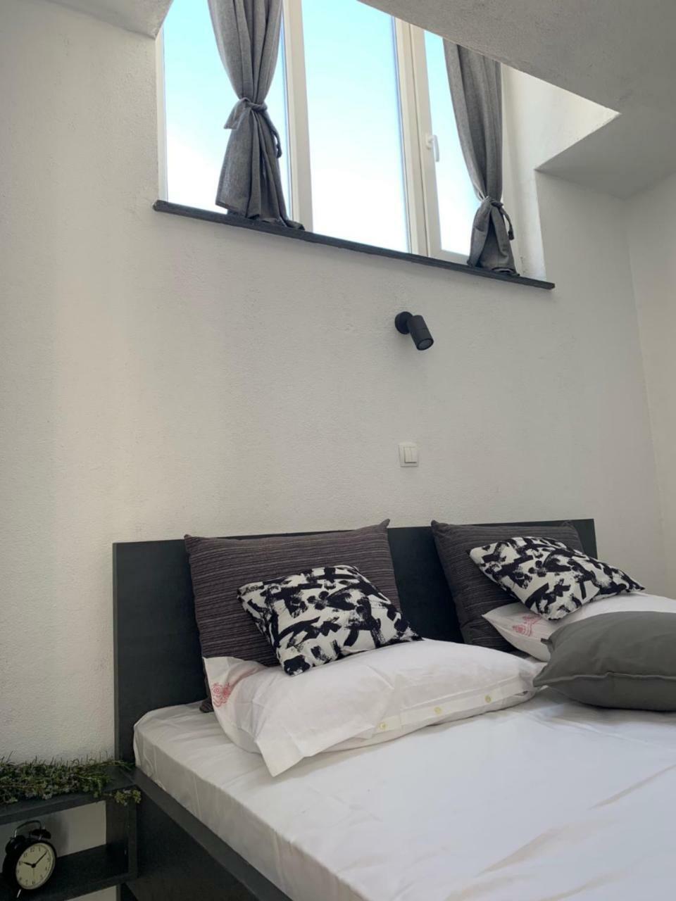 Modern Apartments Day Шибеник Екстер'єр фото